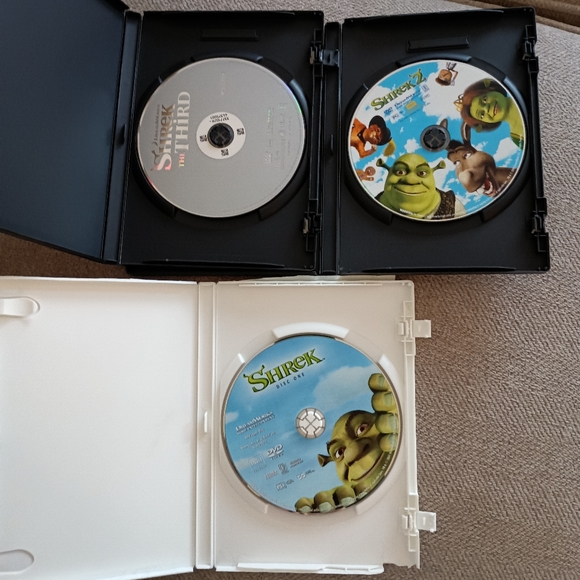 Shrek 1, 2 and 3 Bundle in Great Condition - Picture 3 of 5